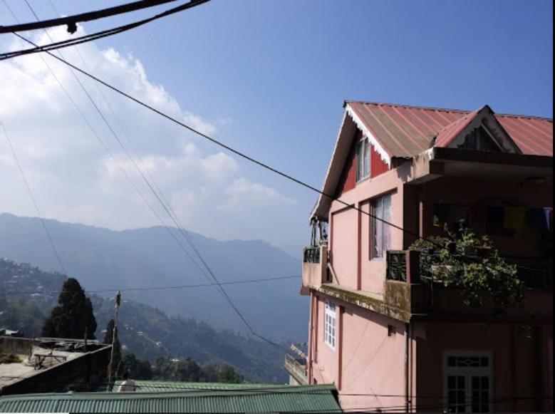 Hotel Kasturi Palace & Restaurant Darjeeling ดาร์จีลิง ภายนอก รูปภาพ