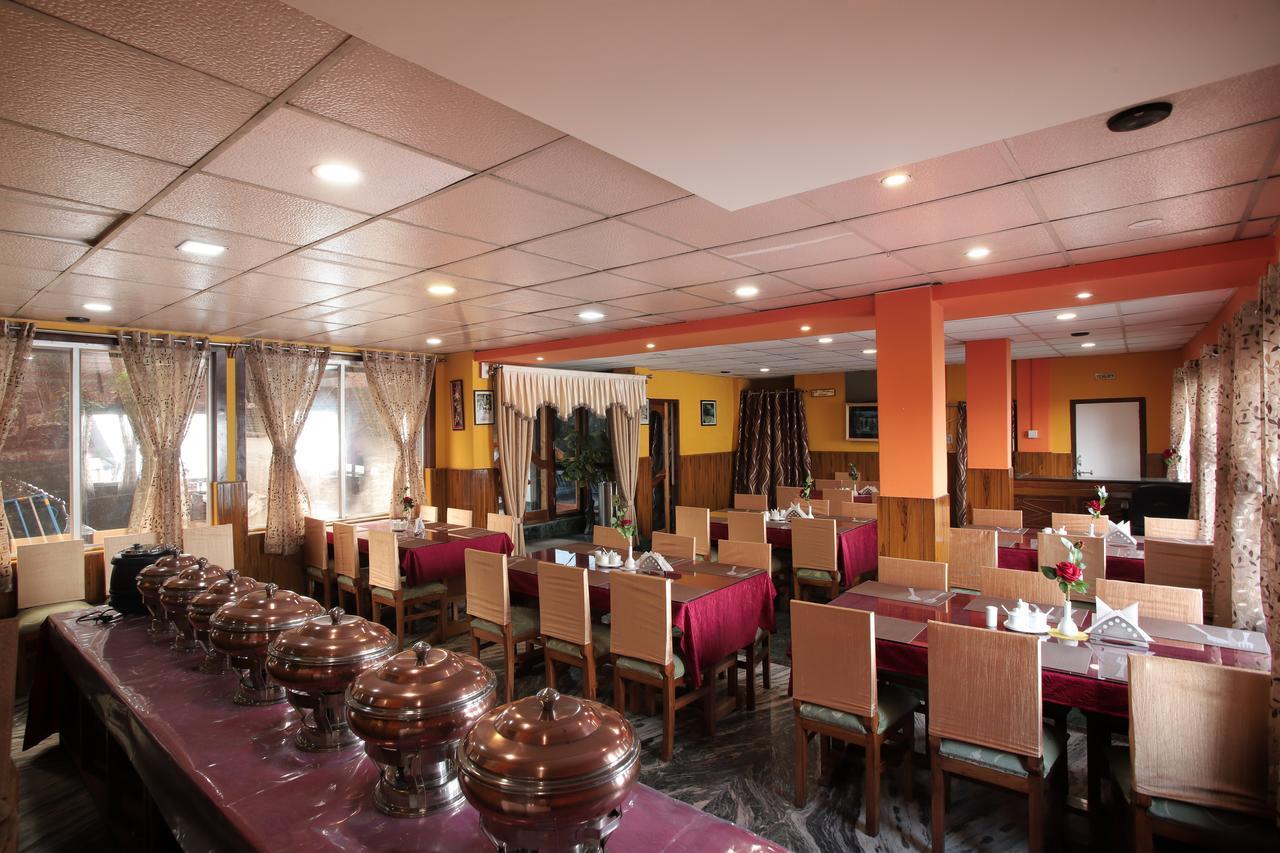 Hotel Kasturi Palace & Restaurant Darjeeling ดาร์จีลิง ภายนอก รูปภาพ